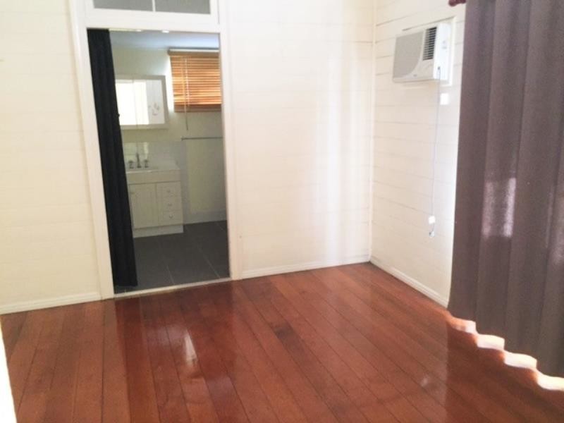 187 Denham Street, The Range QLD 4700